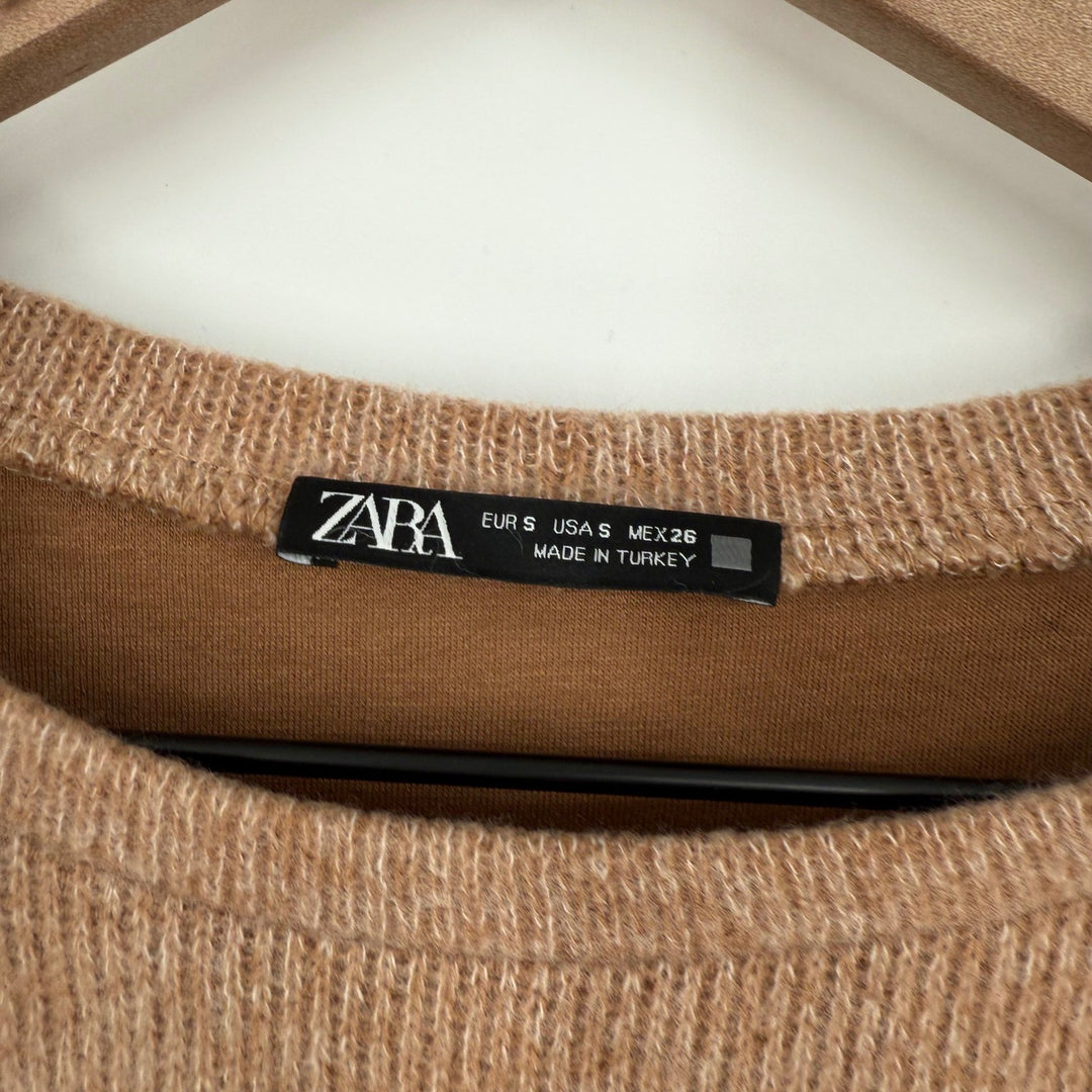 ZARA Ribbed Knit Cropped Sweater Camel Long Sleeve Size S