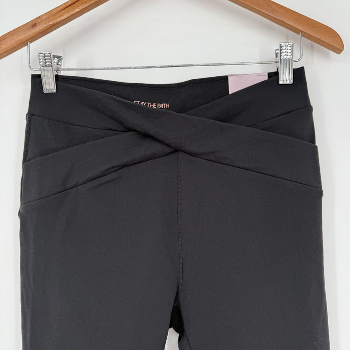 CALLA Black Crossover Waist Capri Leggings Size M Athleisure Workout Fitness