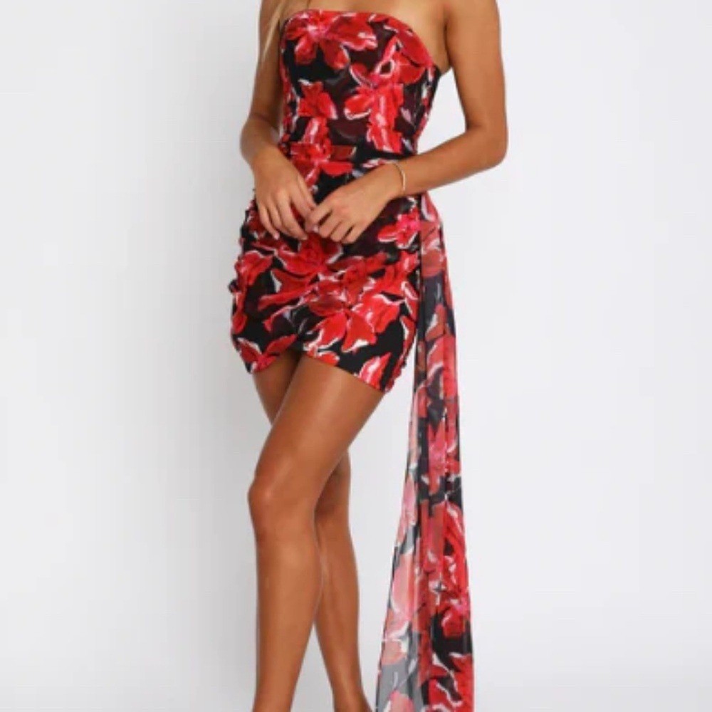 White Fox About Damn Time Mini Dress Size XS