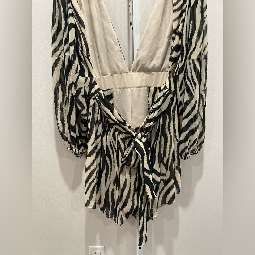 Toccin X RTR Zebra Romper Size 10