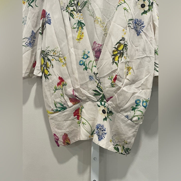 Chelsea and Walker White Floral Long Sleeve Top Size 2