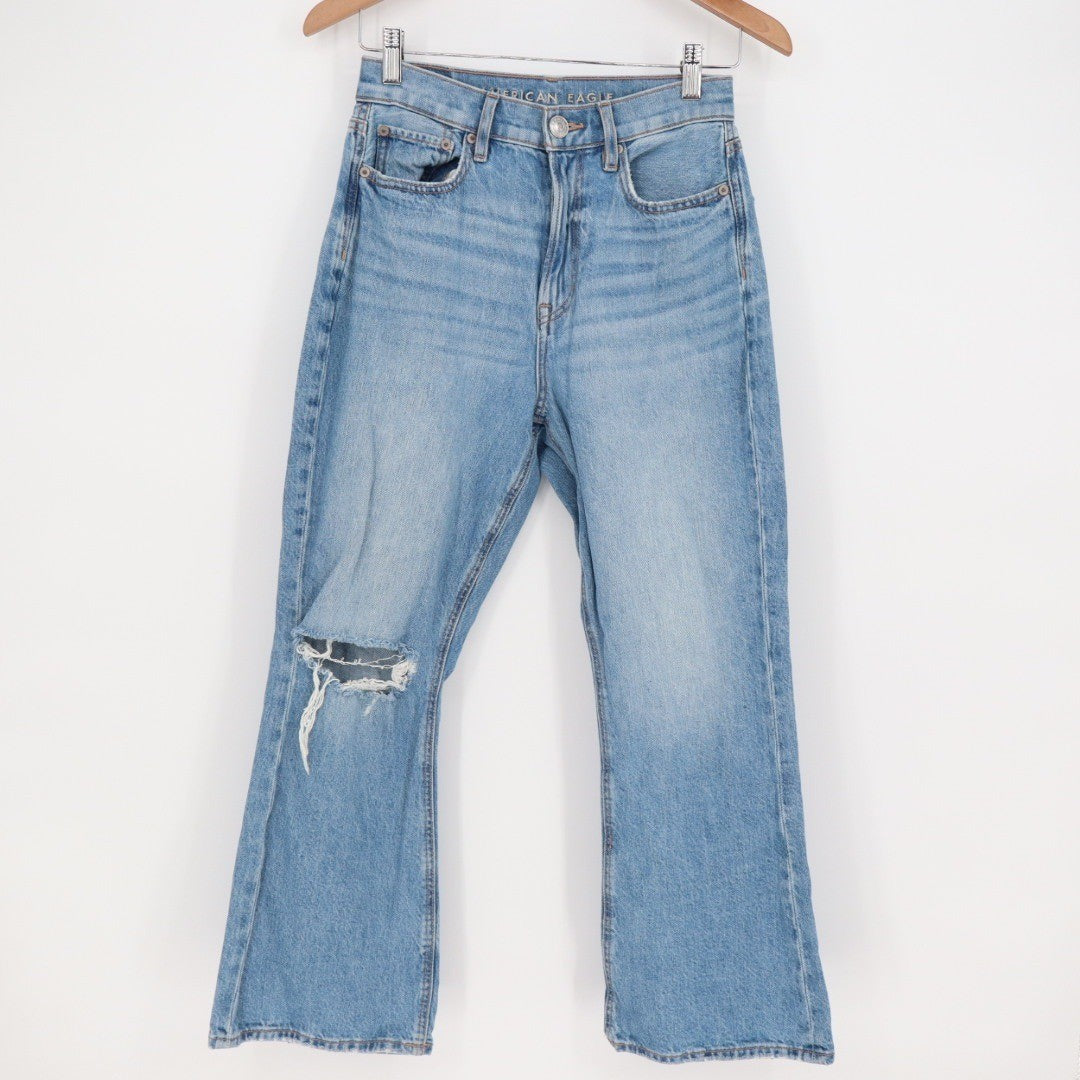 American Eagle Outfitters Women's Distressed Flare Jeans Size 2 Short Light Wash
