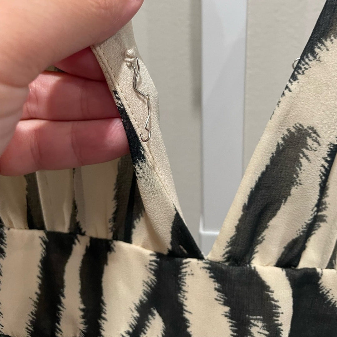 Toccin X RTR Zebra Romper Size 10