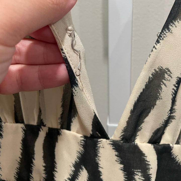 Toccin X RTR Zebra Romper Size 10