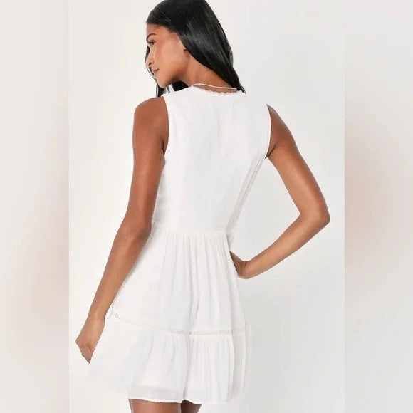 Lulus Lively Beauty White Tie-Front Tiered Mini Dress Size M