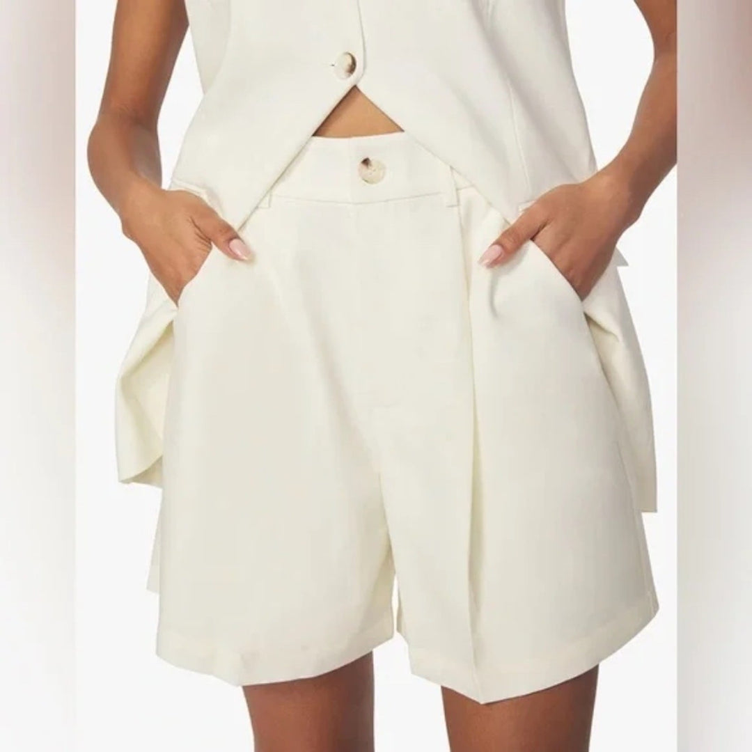 WeWoreWhat Trouser Shorts Size 6